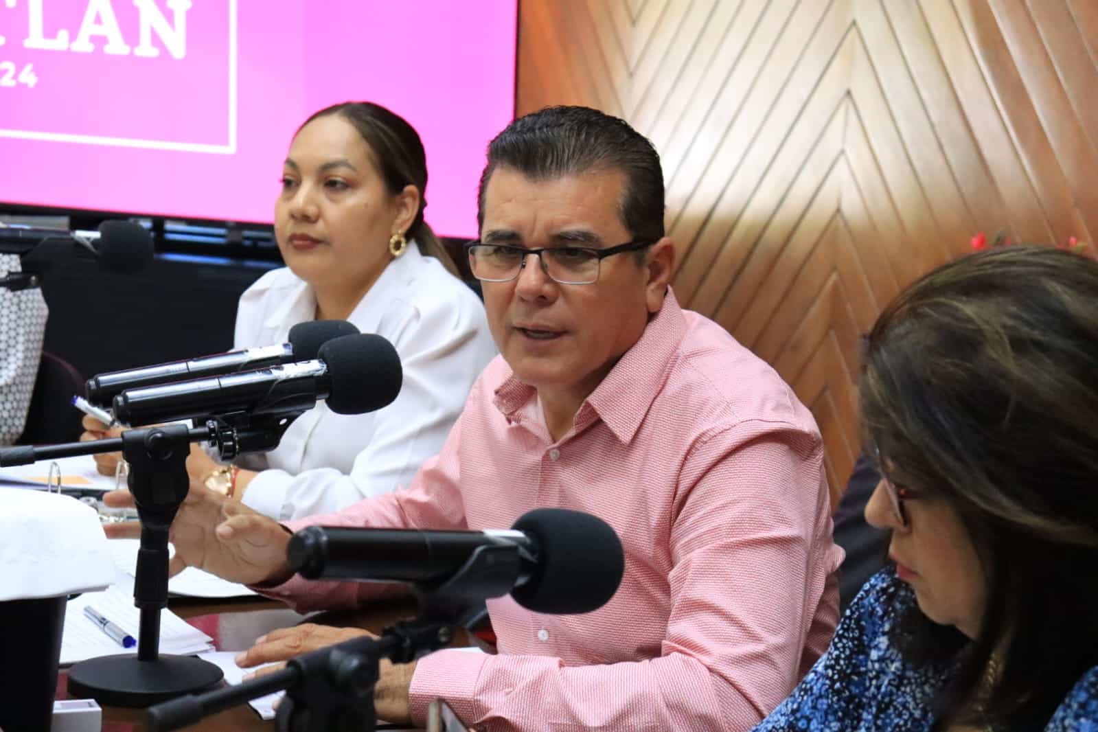 Édgar González Zataráin, alcalde de Mazatlán