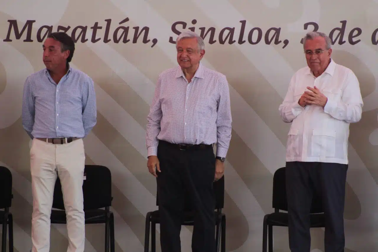 Andrés Manuel López Obrador y Rubén Rocha Moya en Mazatlán