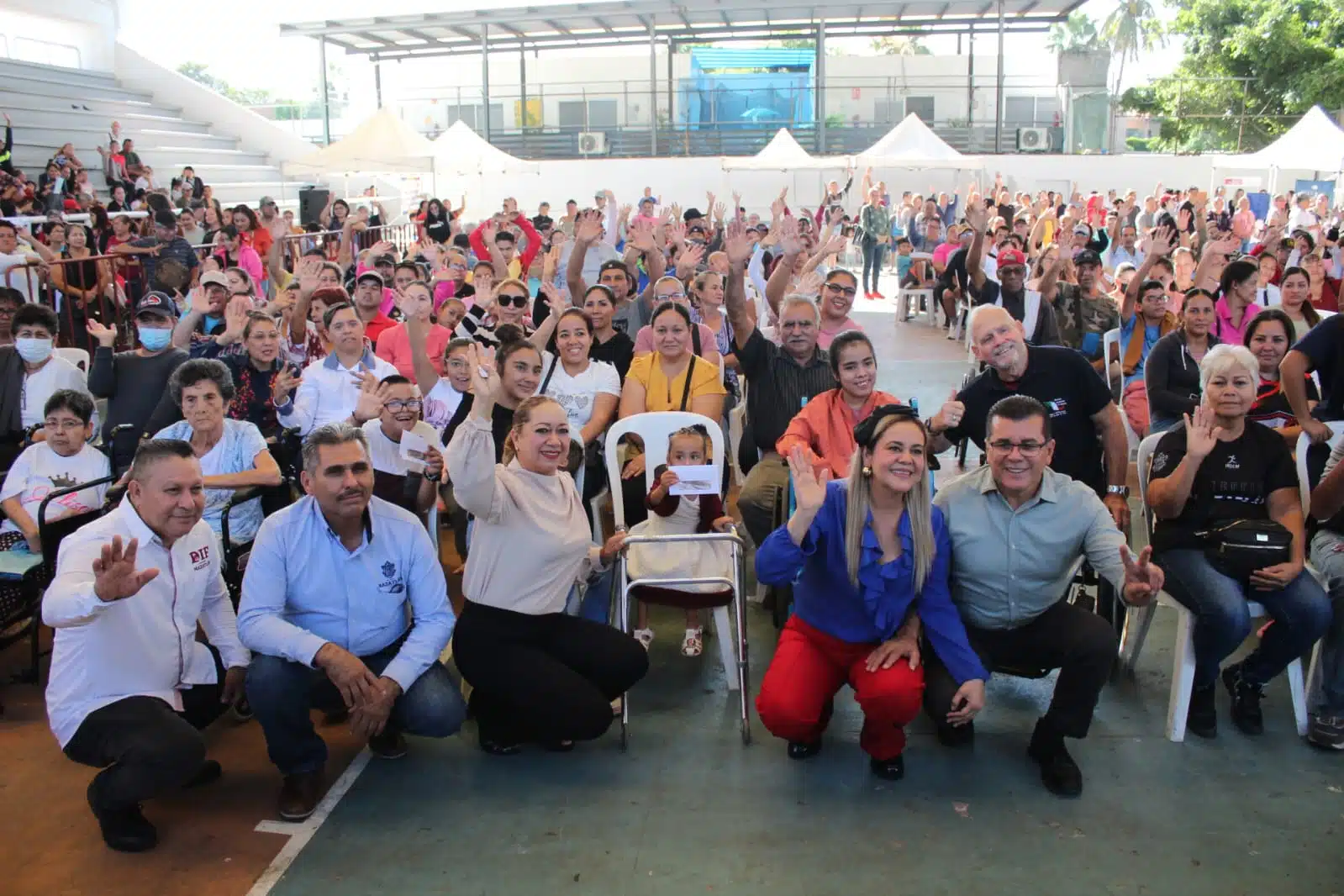 Celebran en Mazatlán el Día de la Discapacidad con entrega de becas y apoyos funcionales.