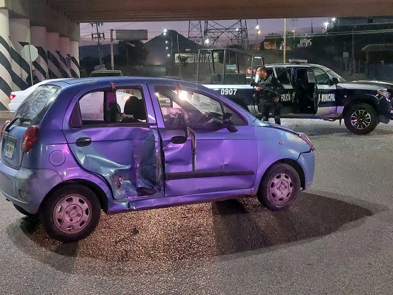 Carro chocado en Culiacán