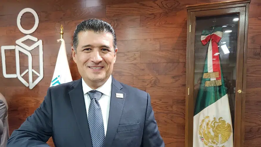 Adrián Alcalá Méndez es el nuevo presidente del INAI