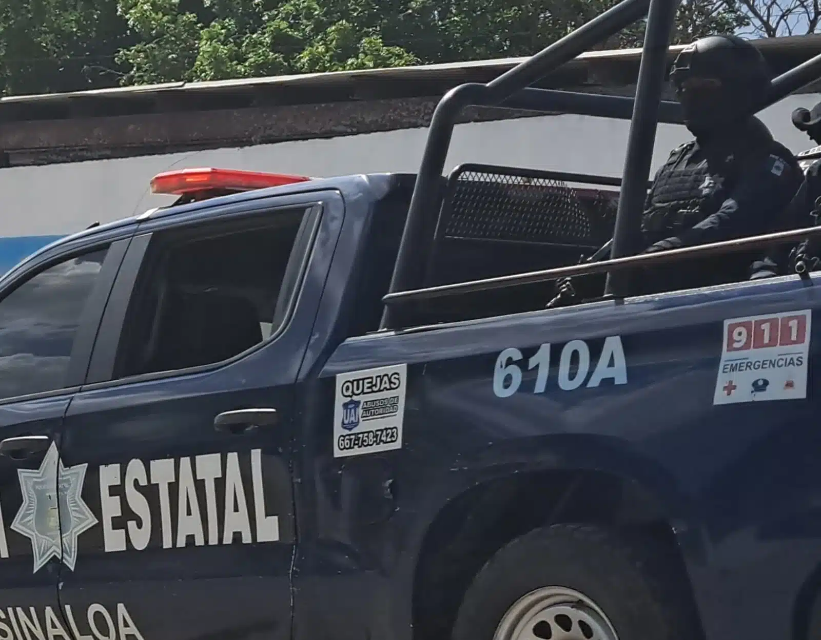 Elementos de Seguridad Pública llegaron para brindar la atención y para realizar recorridos en la zona.