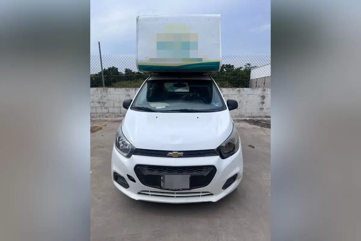 Unidad motriz Chevrolet Beat de color blanco y modelo 2020.