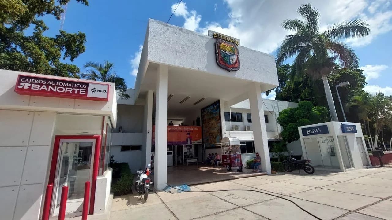 Exterior del Ayuntamiento de Guasave