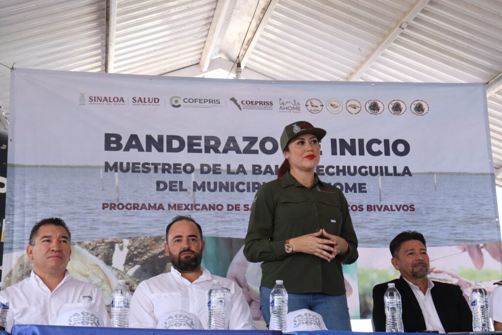 Banderazo de inicio muestreo de la bahía de Lechuguilla del municipio de Ahome 5