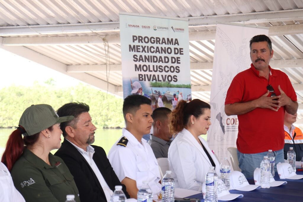 Banderazo de inicio muestreo de la bahía de Lechuguilla del municipio de Ahome 6