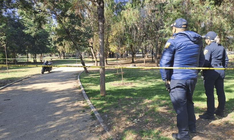 Hombre sin vida es localizado en Bosque de Chapultepec