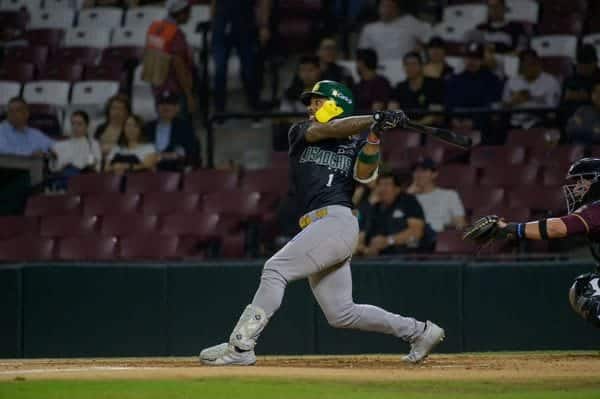 Cañeros de Los Mochis apaleó a Tomateros de Culiacán en la capital