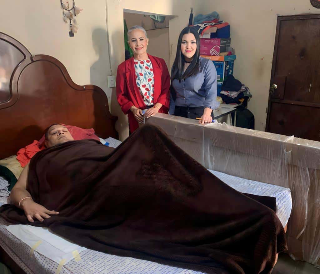 DIF Salvador Alvarado entrega apoyos a personas con diferentes discapacidades