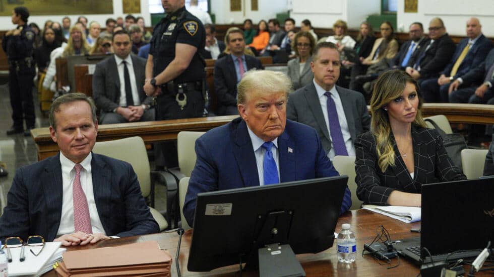 Jueza pausa temporalmente el proceso judicial contra Trump