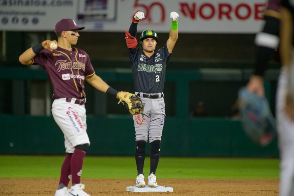 El ligamayorista mexicano, Alejo López, disparó doblete en Culiacán