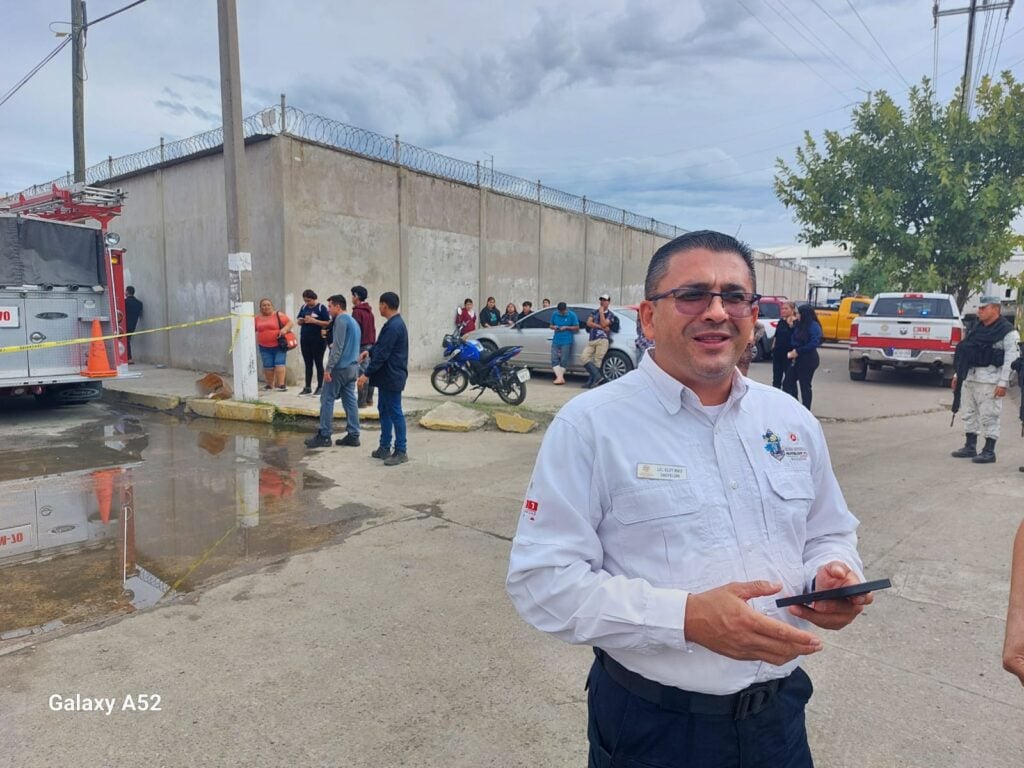 Eloy Ruiz Gastélum en congeladora donde hubo fuga de amoniaco en Mazatlán