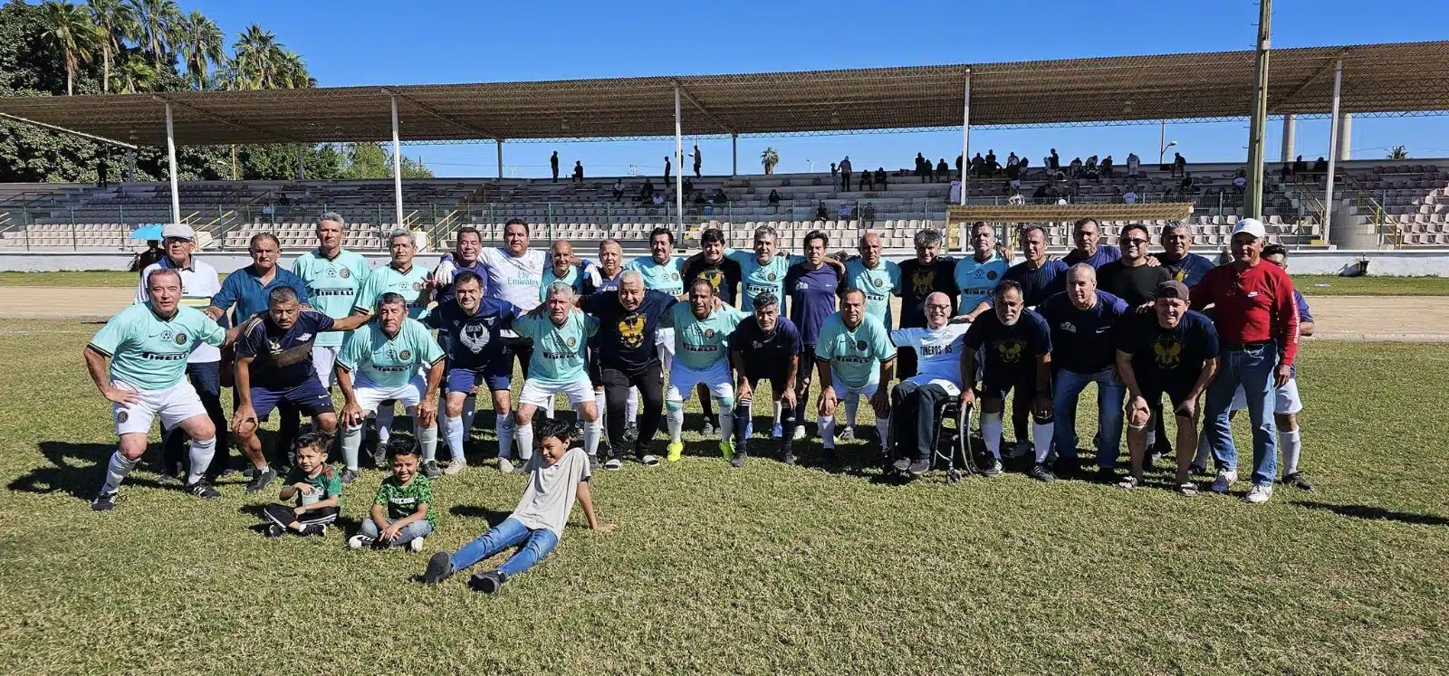 Encuentro de jugadores de la Liga de Tercera División