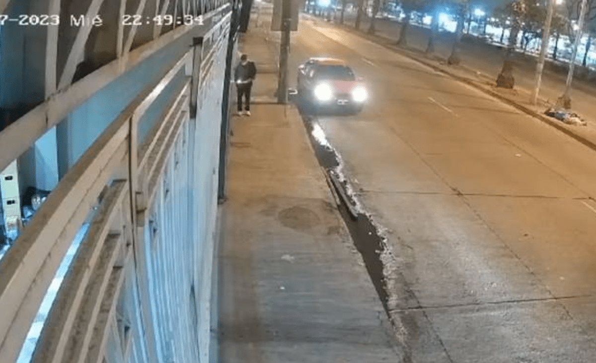 Extorsionador intenta colocar explosivo en un negocio