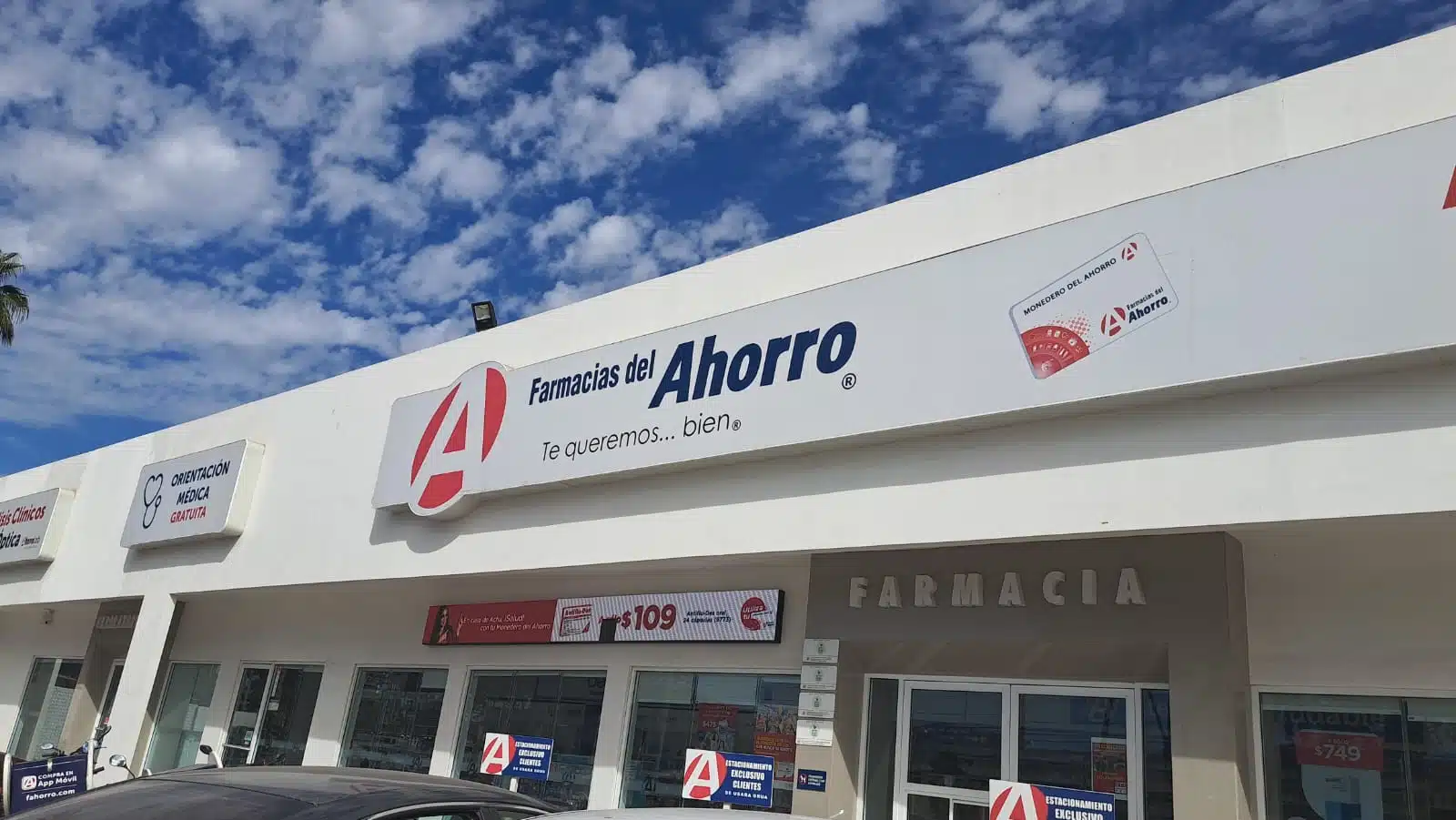 Instalaciones de la Farmacias del Ahorro en Los Mochis