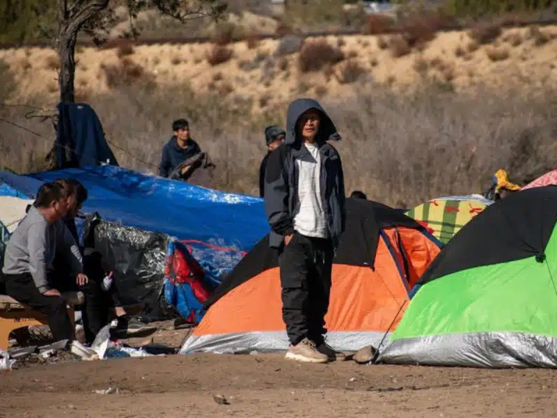 Forman nuevo campamento migrante en Tecate, Baja California