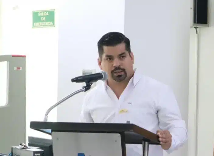 Gerardo Kenny Inzunza Leyva, Director de la dirección de prevención y promoción de la Salud