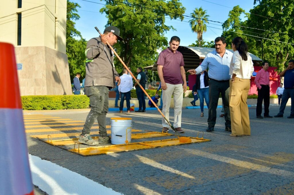 Actividades para embellecer el centro de la ciudad de Guamúchil