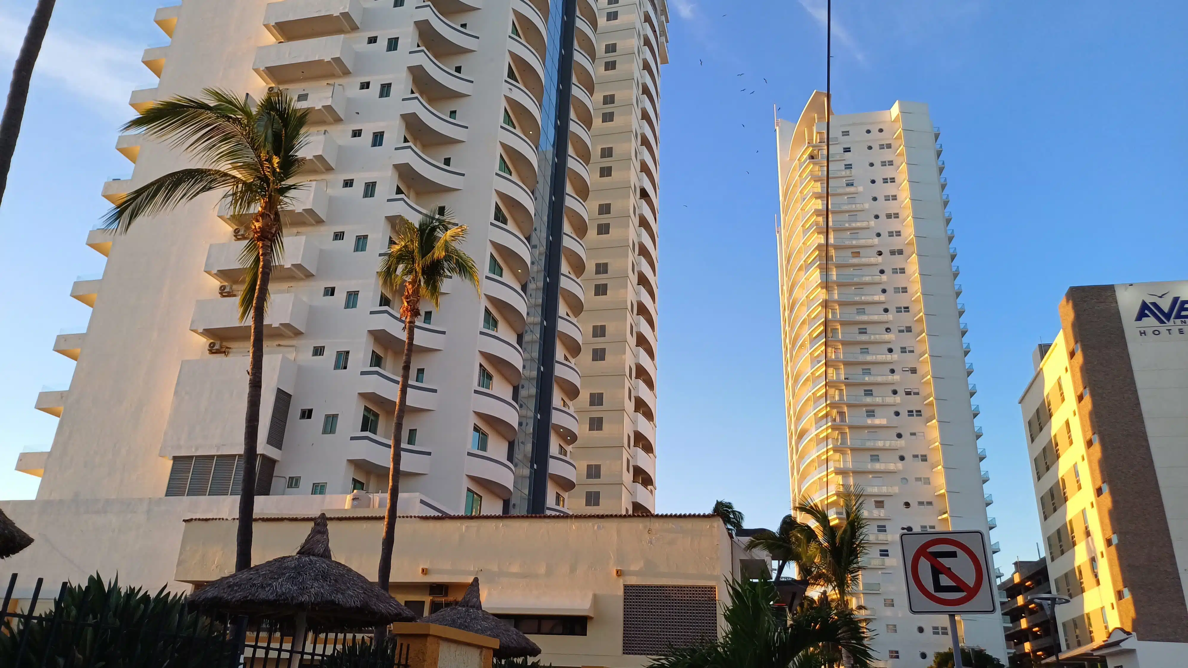 Hotel de la zona turística de Mazatlán