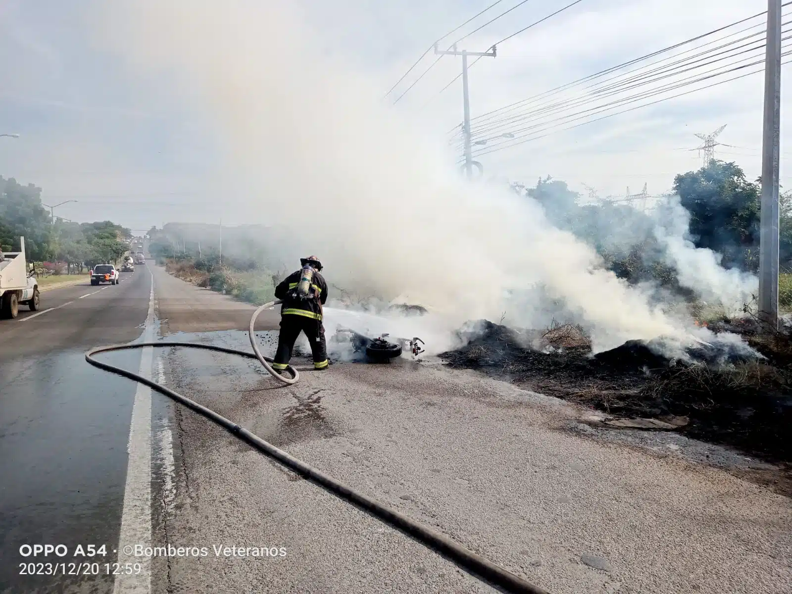 Incendio de motocicleta por la México 15