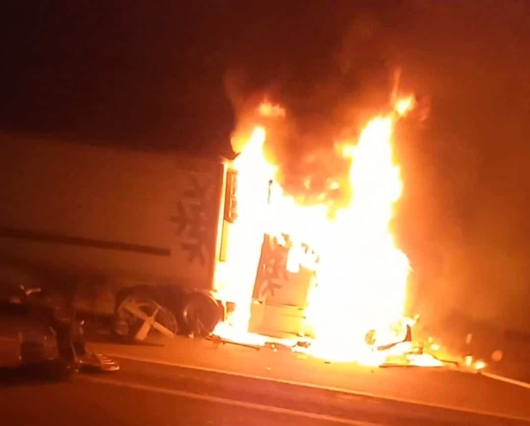 El incendio dejó pérdidas de miles de pesos.