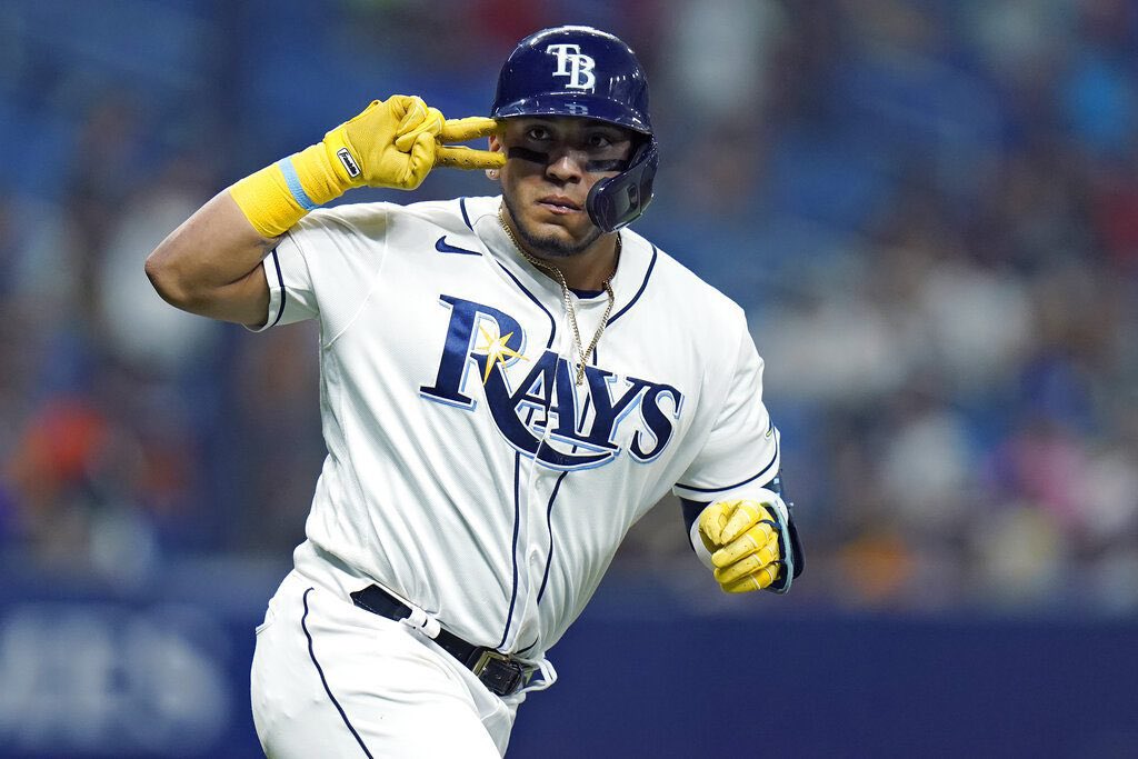 pelotero mexicano Isaac Paredes