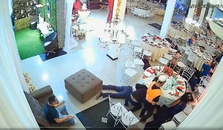 Ladrones ingresan a una boda y someten a 150 invitados