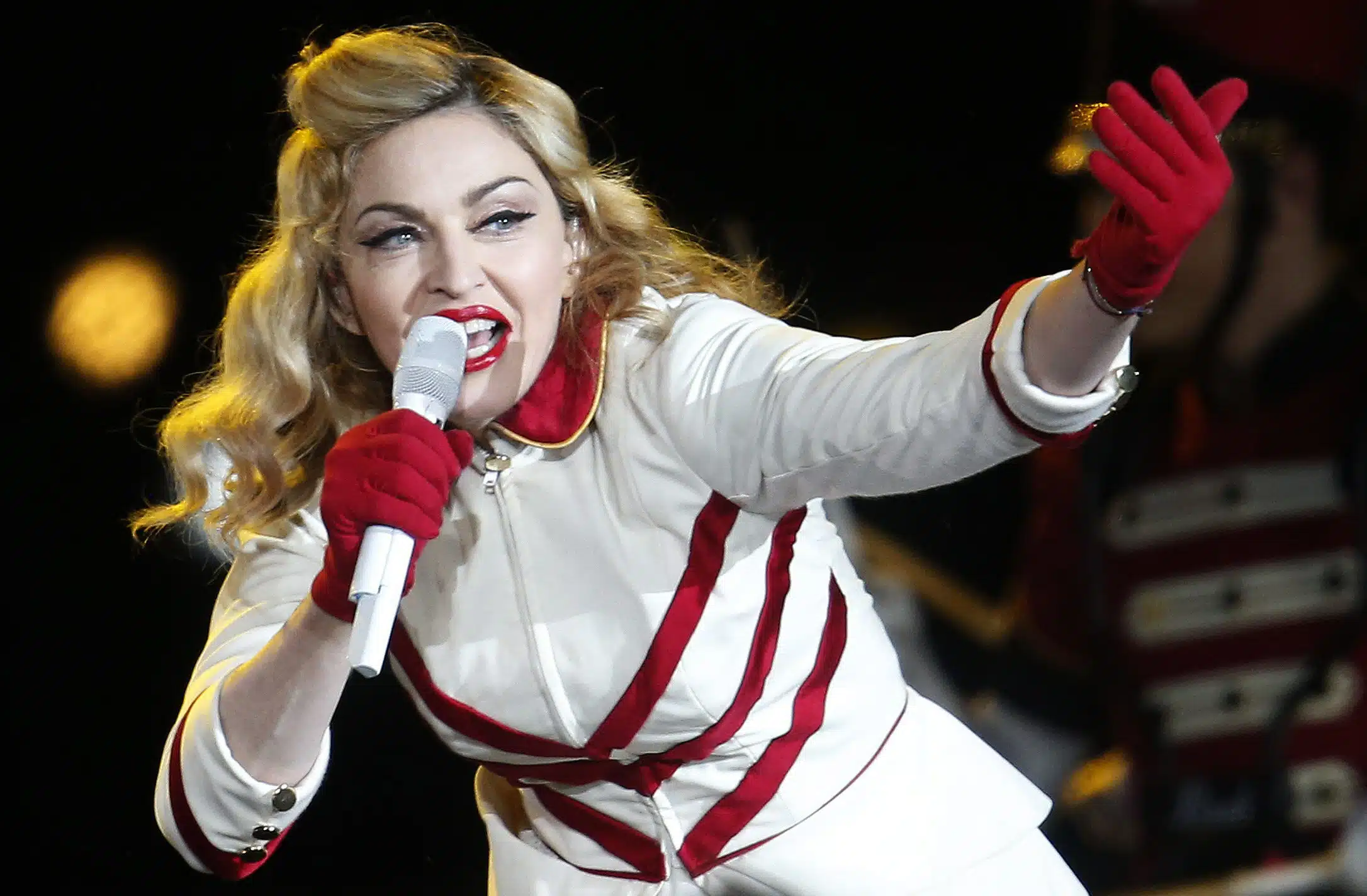 Madonna abre nueva fecha en México