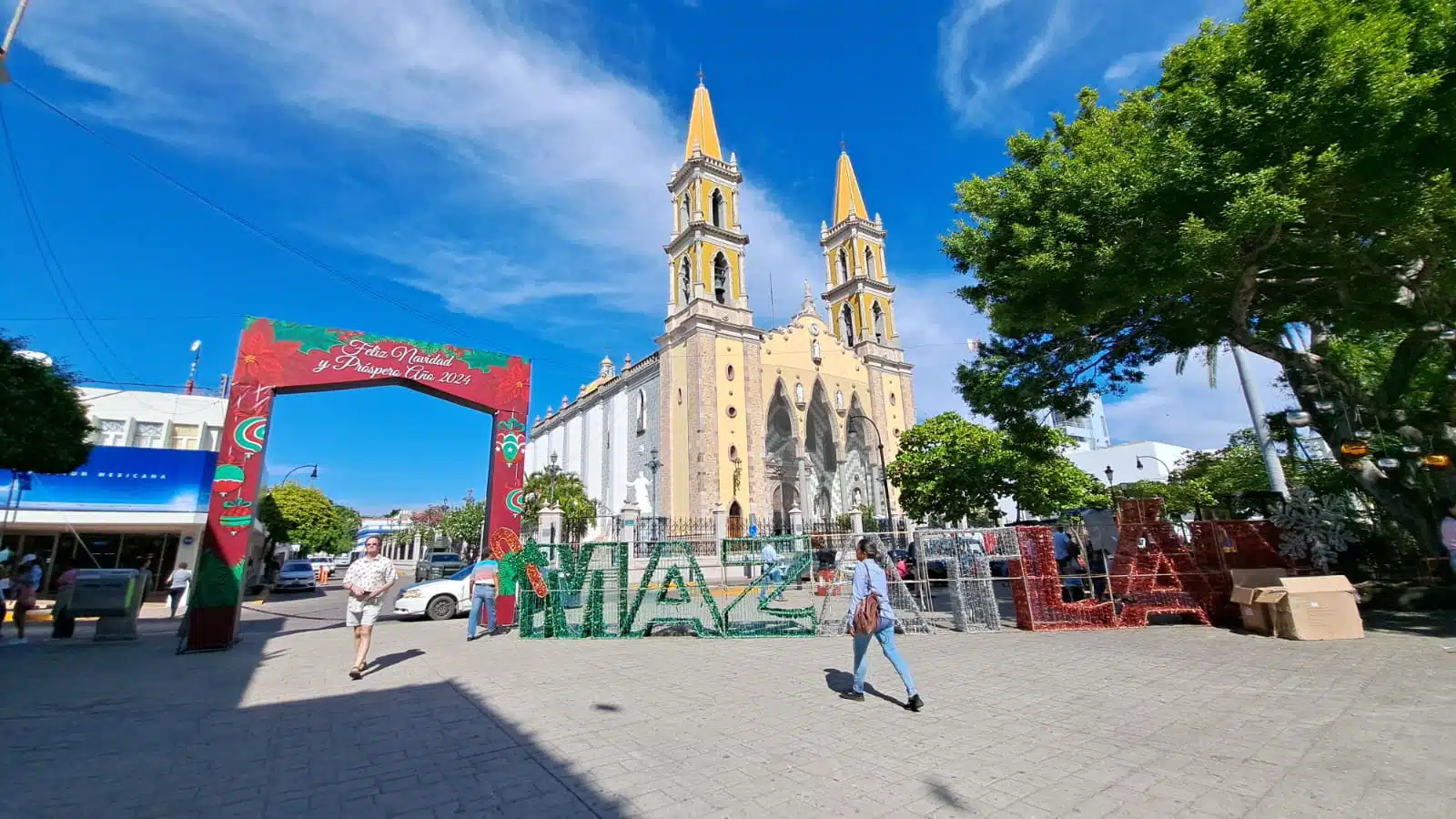 Plazuela en el centro de Mazatlán