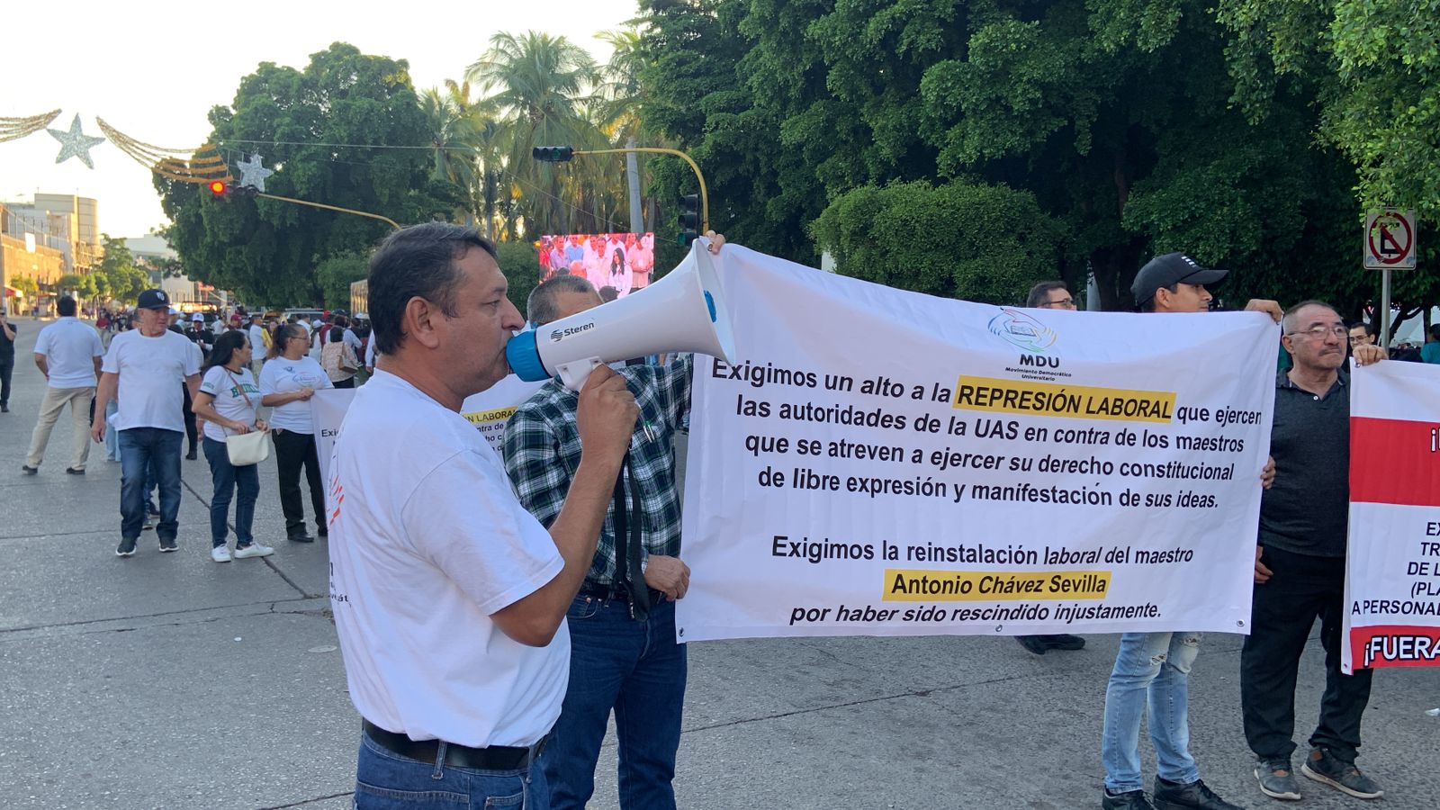 La única manifestación que se llevó a cabo fue por parte de integrantes del Movimiento Democrático Universitario