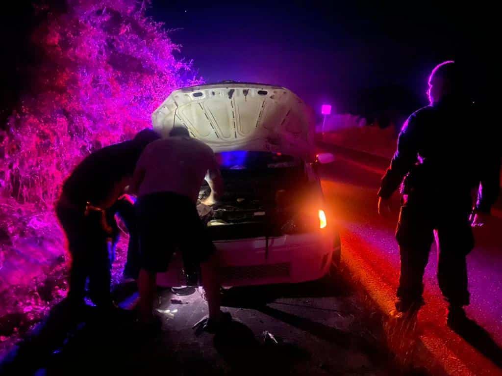 Policías en operativo durante la noche en San Ignacio