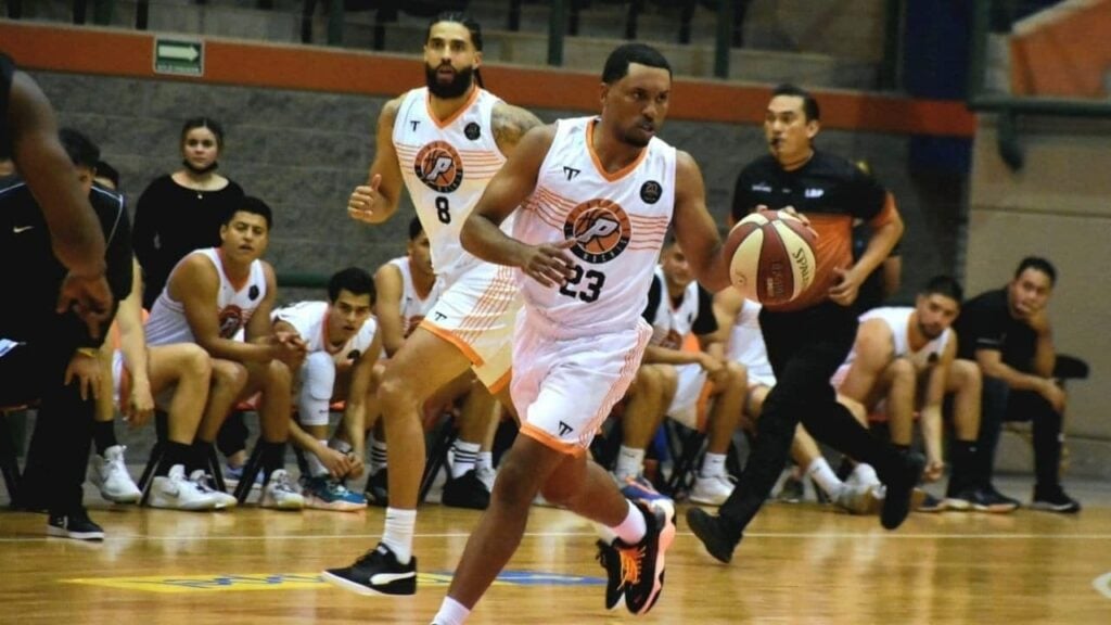 Jordan Stevens, basquetbolista extranjero de Pioneros de Los Mochis