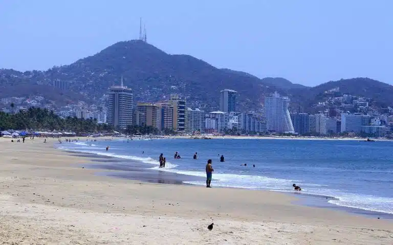 Alerta Cofepris de 6 playas que son un riesgo para la salud