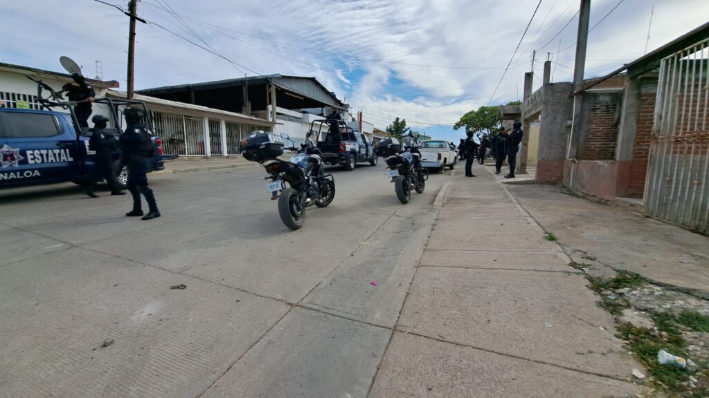 Policía Estatal en el lugar donde “levantaron” a un hombre en Culiacán