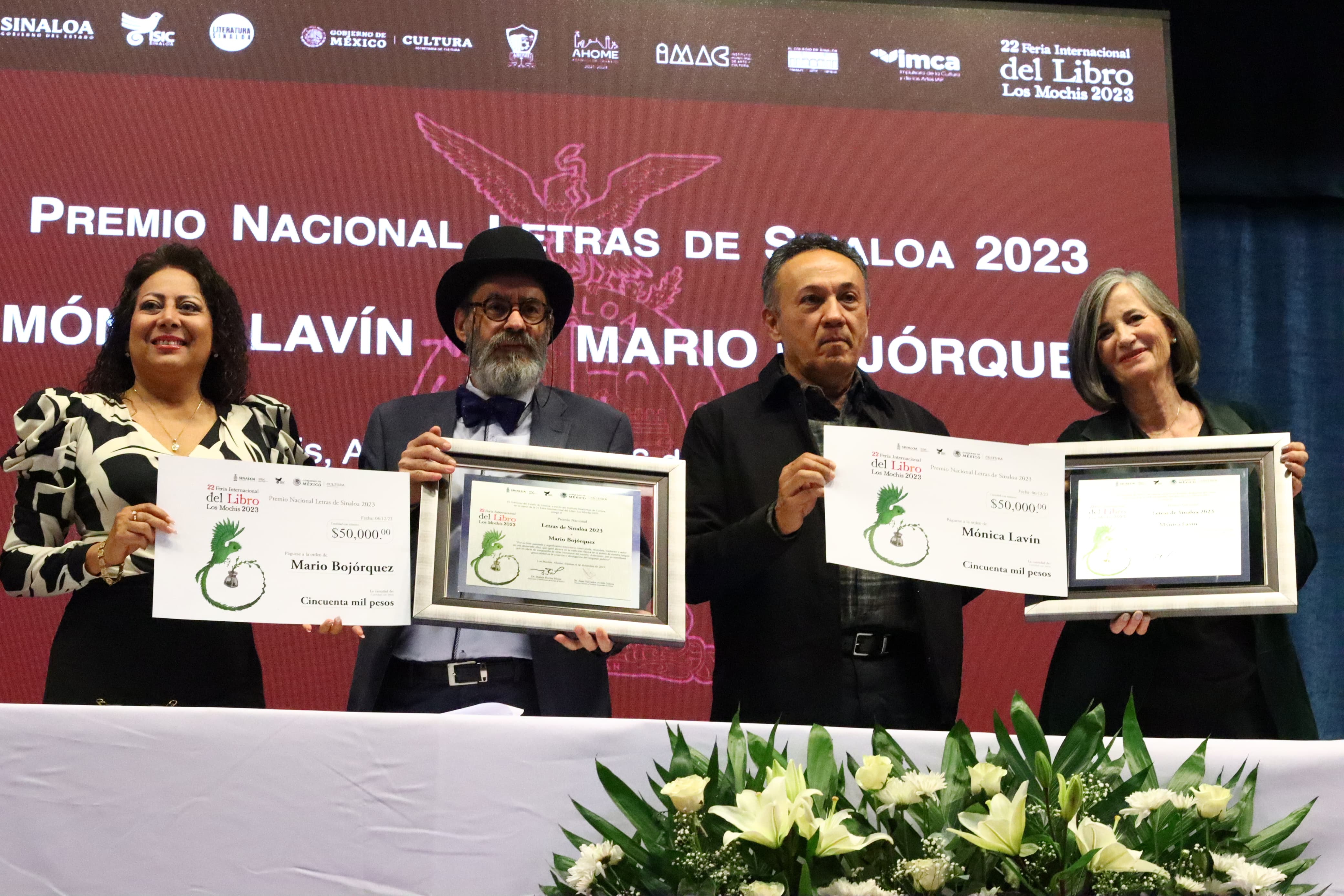 Se llevó a cabo la entrega del Premio Nacional “Letras de Sinaloa” a la escritora Mónica Lavín Maroto y al poeta Mario Bojórquez.