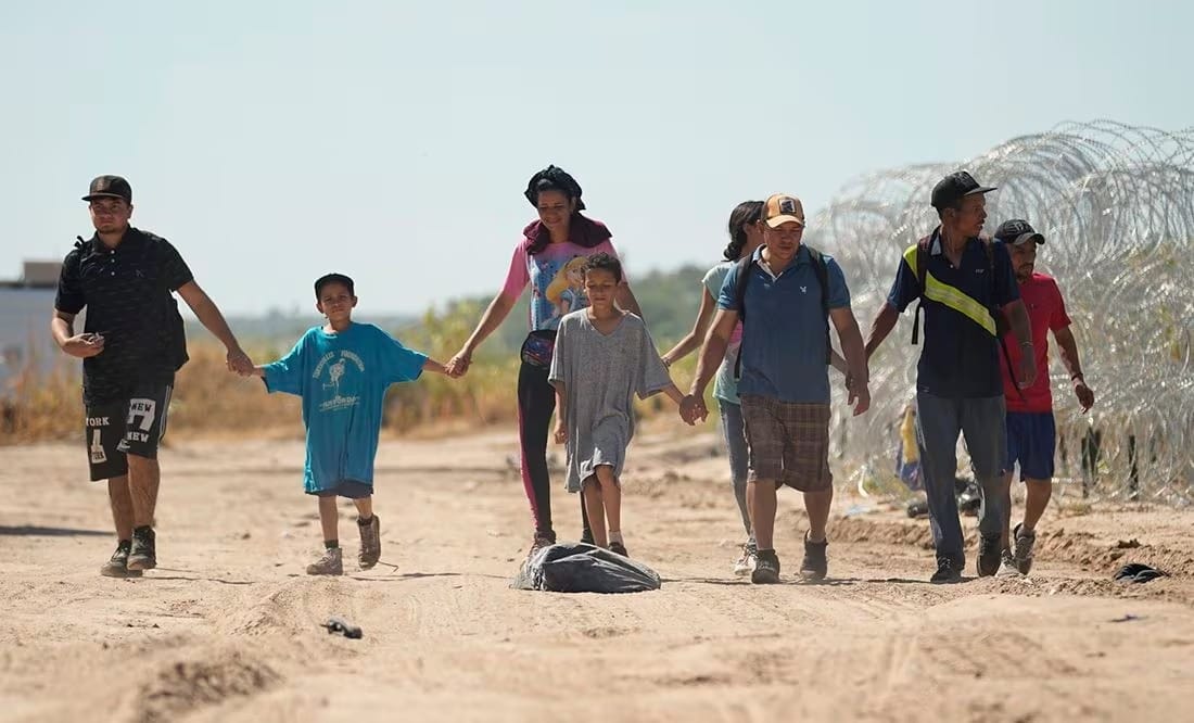 Prohíben la separación de familias migrantes en la frontera