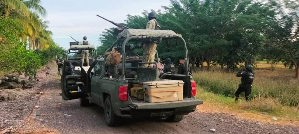 Reportan la muerte de un militar tras emboscada en Michoacán