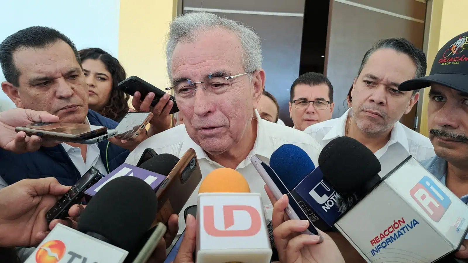 Rubén Rocha Moya fue claro en el llamado que hizo a quienes se registraron en el proceso interno de Morena.