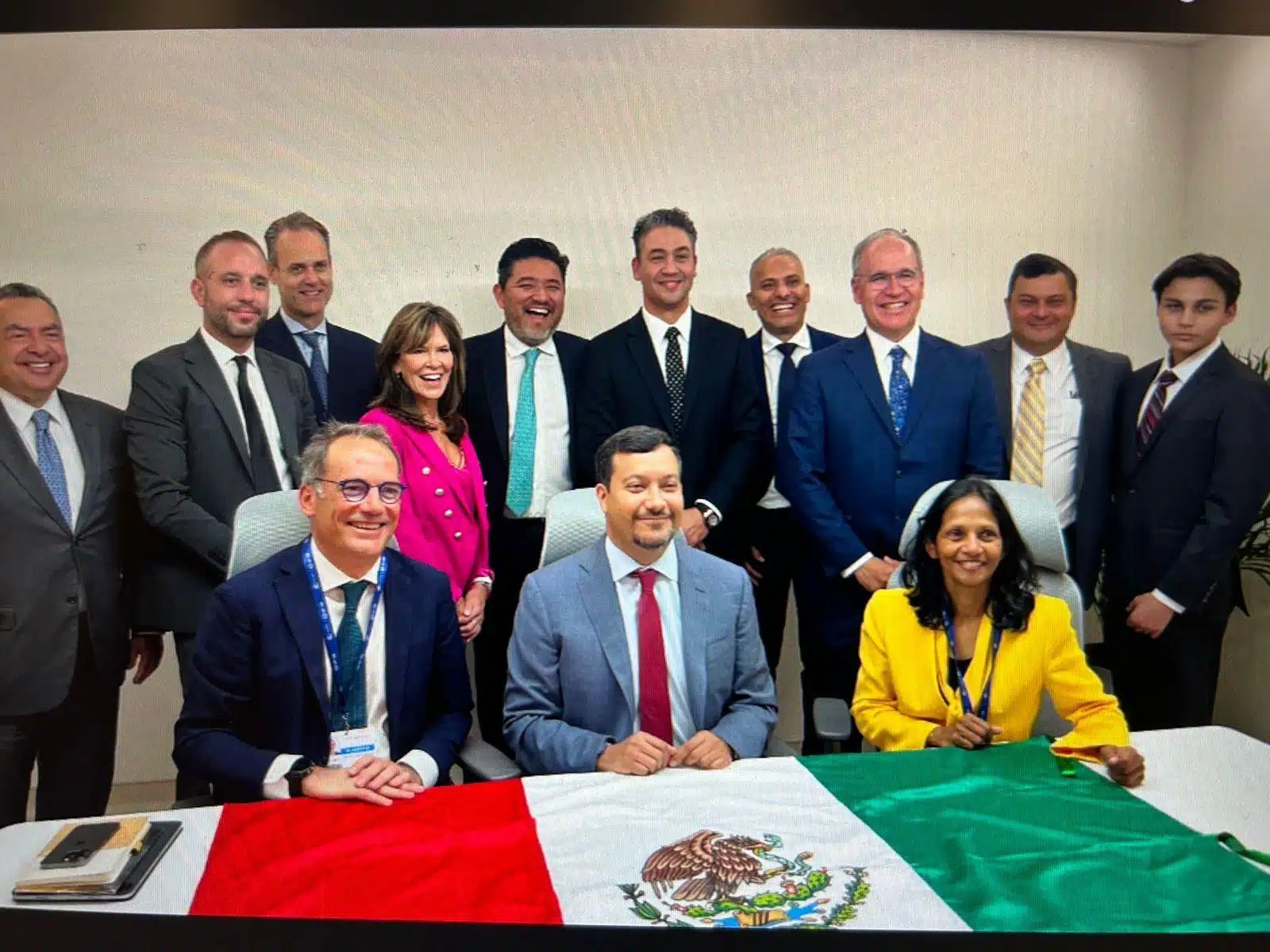 Anuncian acuerdo para desarrollar conjuntamente con Pacífico Mexinol una instalación de producción de metanol en Sinaloa