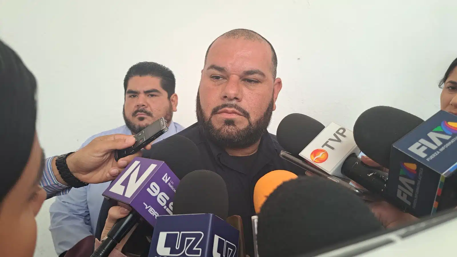 Sergio Antonio Leyva López, secretario de Seguridad Pública y Tránsito Municipal de Culiacán, durante entrevista con medios