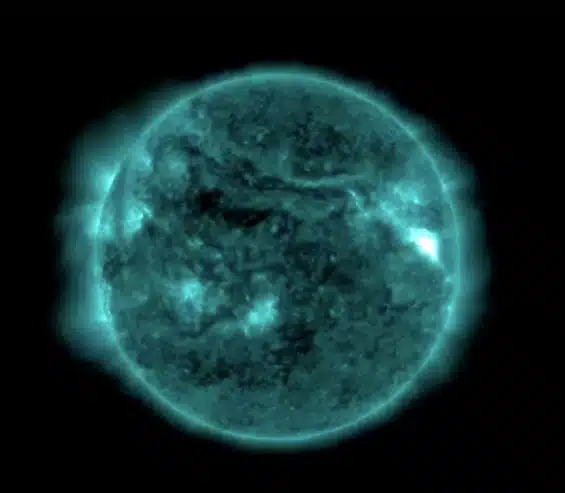 El Sol a su máxima expresión con probablemente, la llamarada solar más fuerte del ciclo. NOAA Space Weather