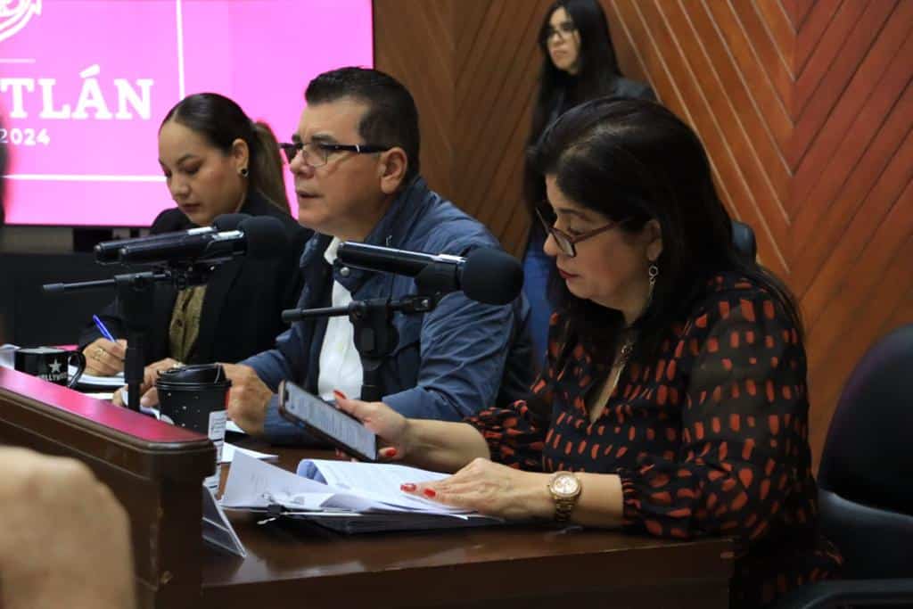 Presidente municipal en Cabildo 