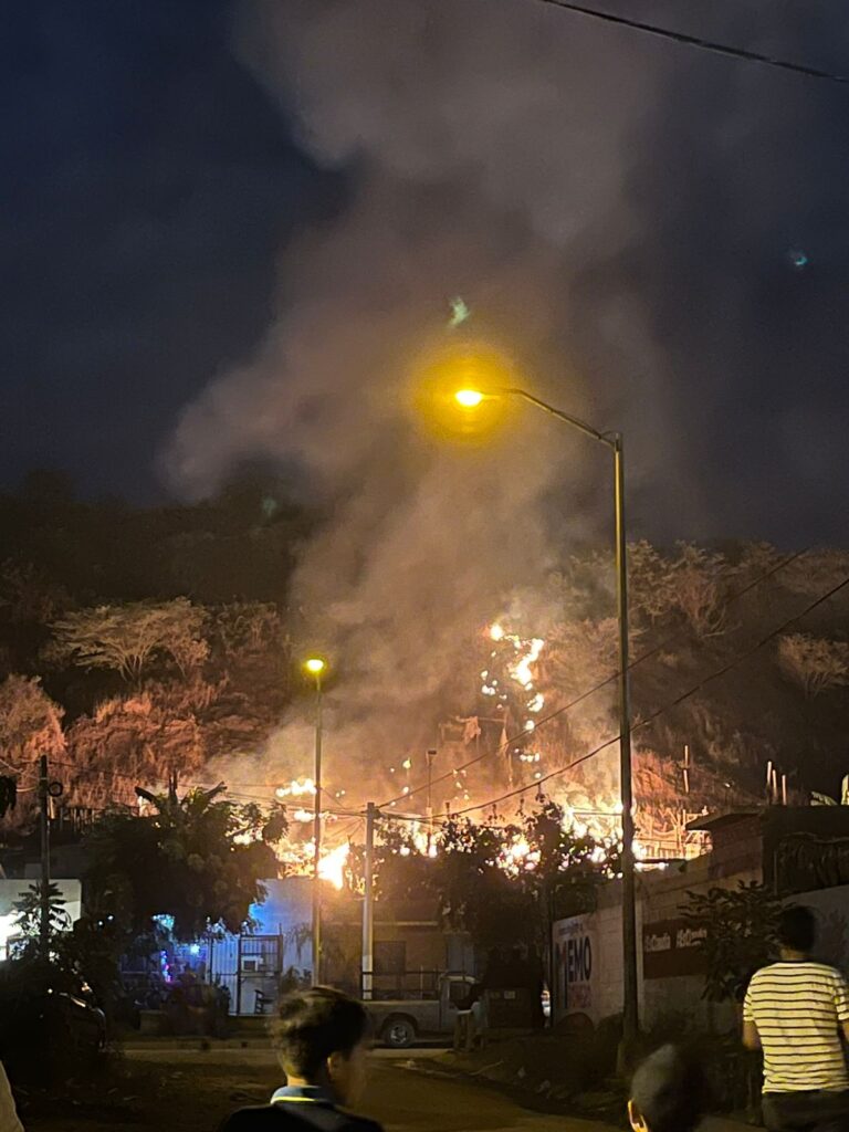 Incendio de viviendas en Mazatlán