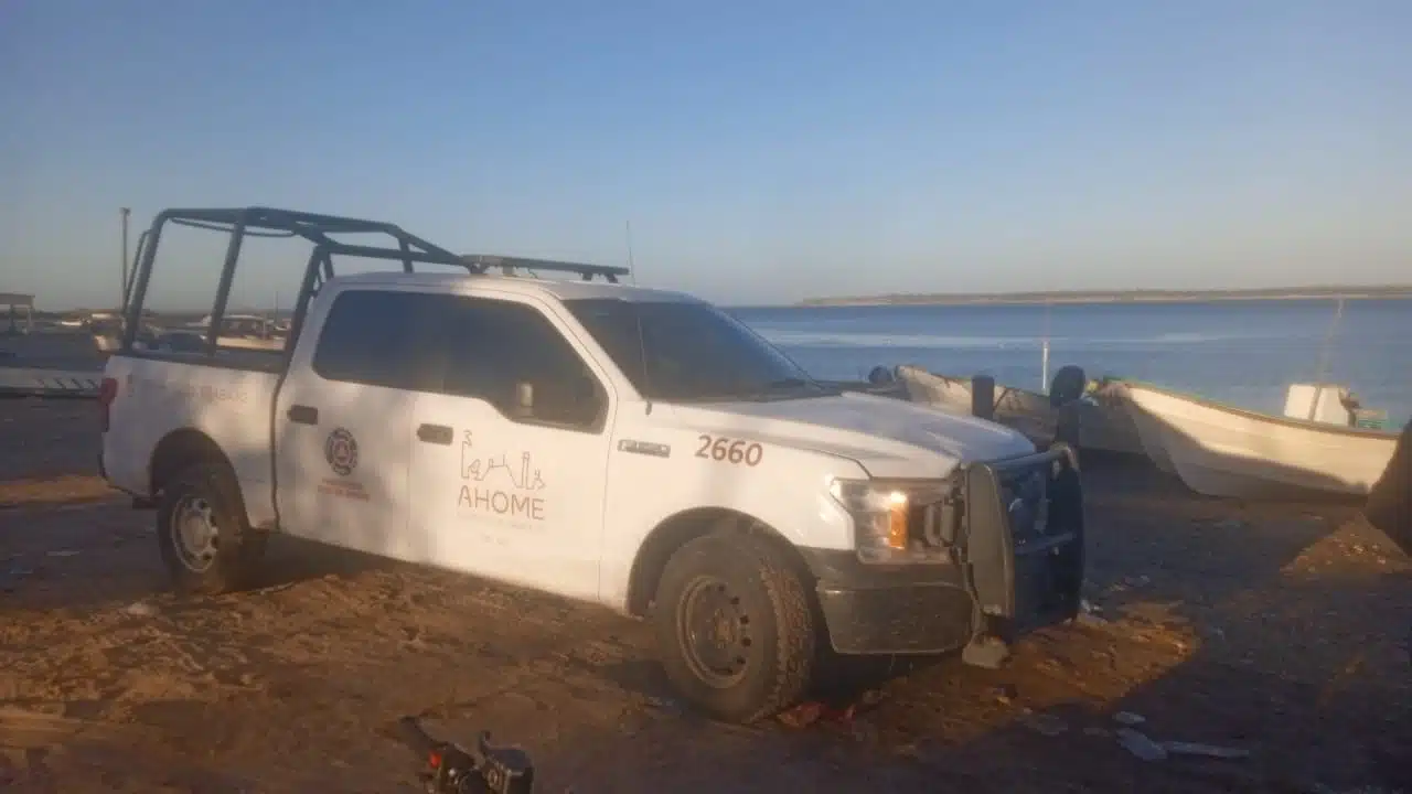 Unidad de Protección Civil en el campo pesquero El Jitzamuri