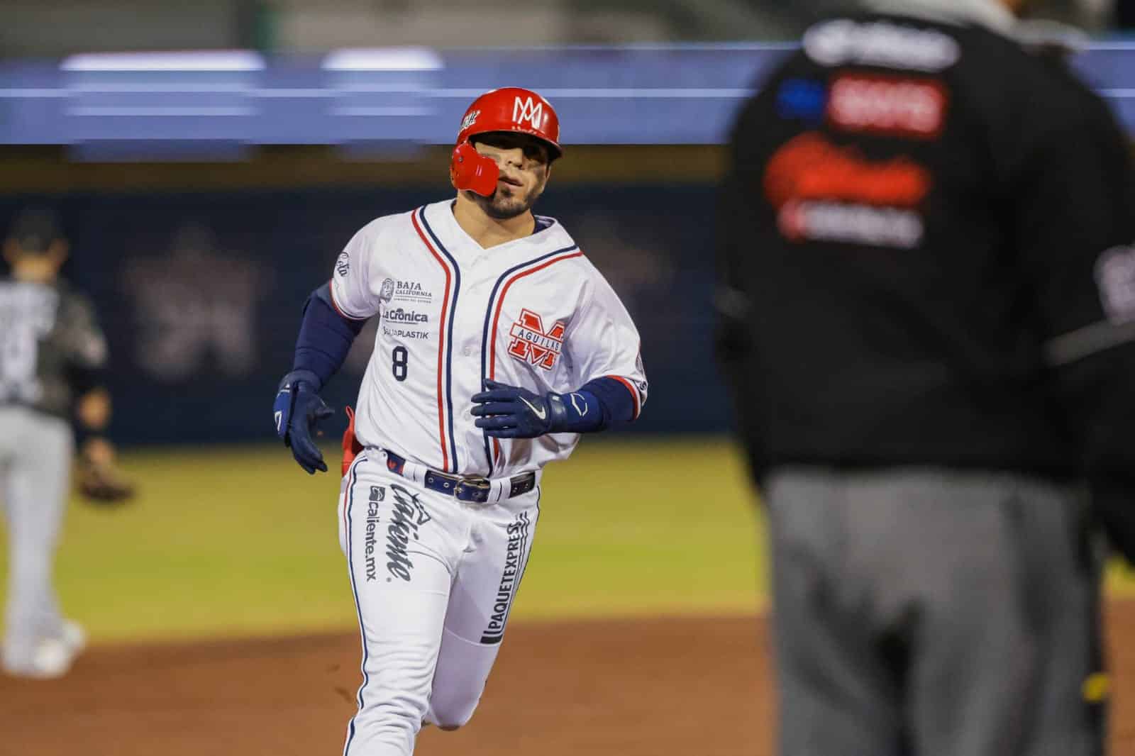 Leo Heras conectó jonrón solitario en la victoria de Águilas sobre Tomateros