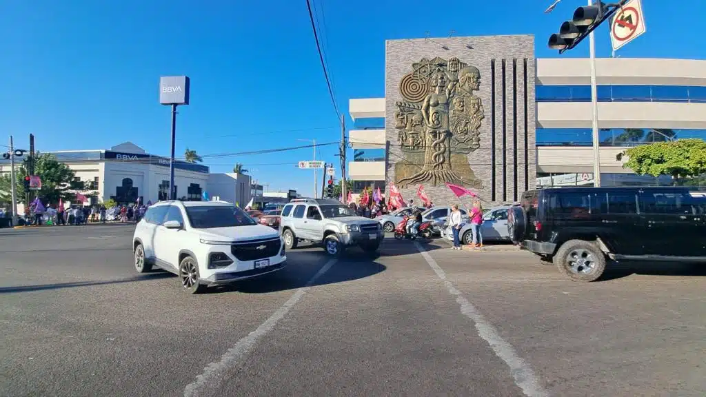 Movilización de “Xochitlovers” en Culiacán