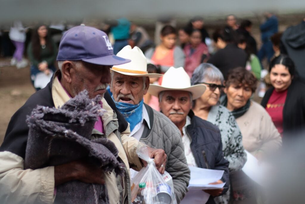 Vecinos de La Despensa durante la jornada de Bienestar en tu Comunidad