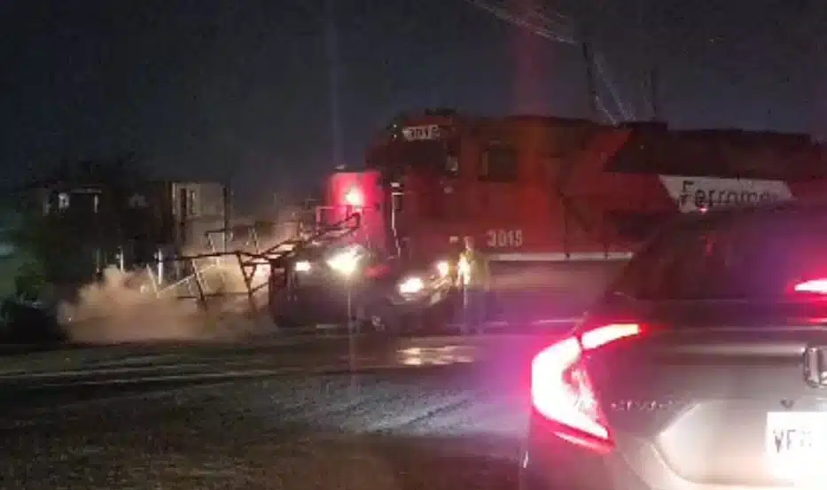 El choque ocurrió en la colonia Pemex en Culiacán.