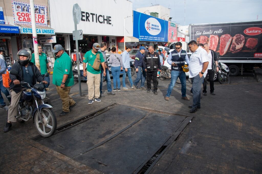 Autoridades revisando algunos desperfectos de infraestructura en Culiacán