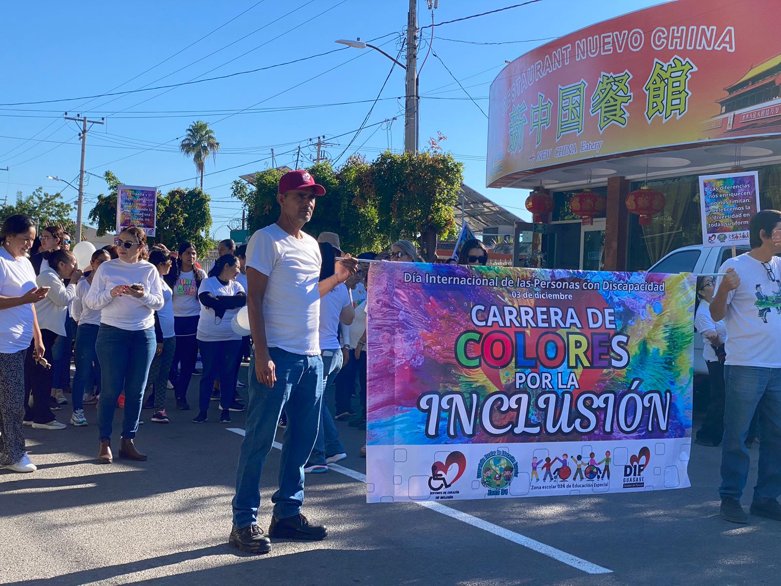 Carrera de colores por el Día Internacional de Personas con Discapacidad